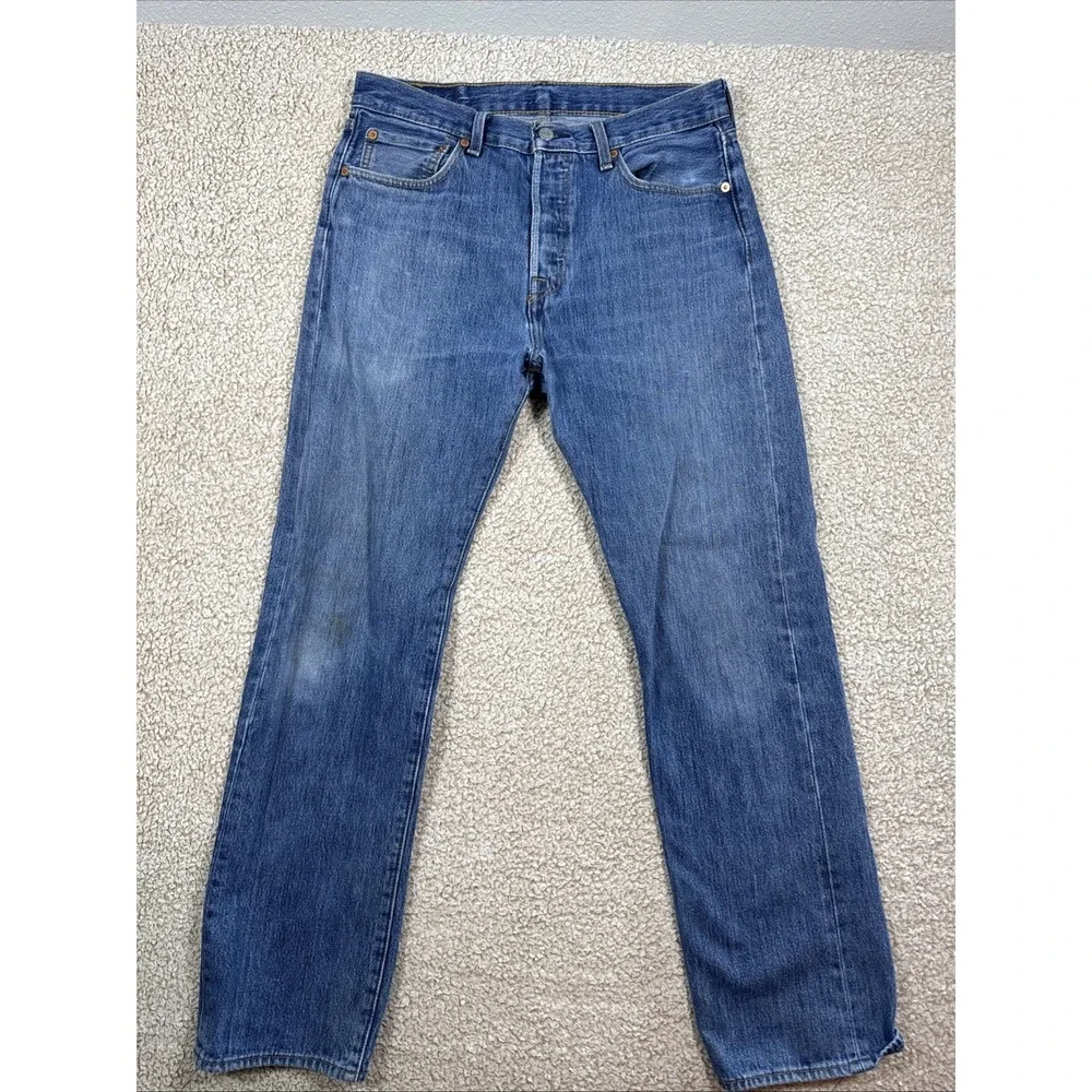 Levis 501 Original Fit BUTTON FLY Jeans Men 32x32 Medium Wash Blue Straight Leg